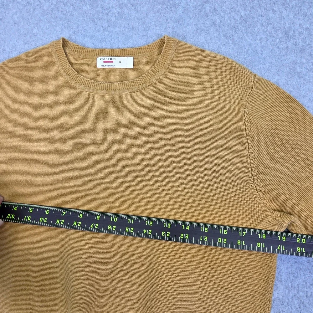 Castro Men's Size M 100% Cotton Textured Knit Crewneck Sweater Mustard Yellow